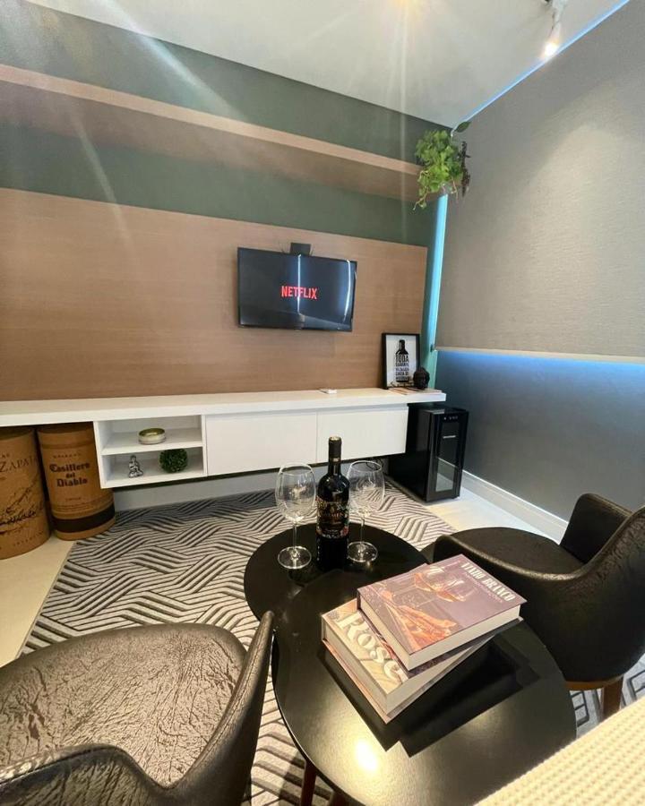Apartamento Tematico Luxo Mundo Do Vinho! Bento Gonçalves Екстериор снимка